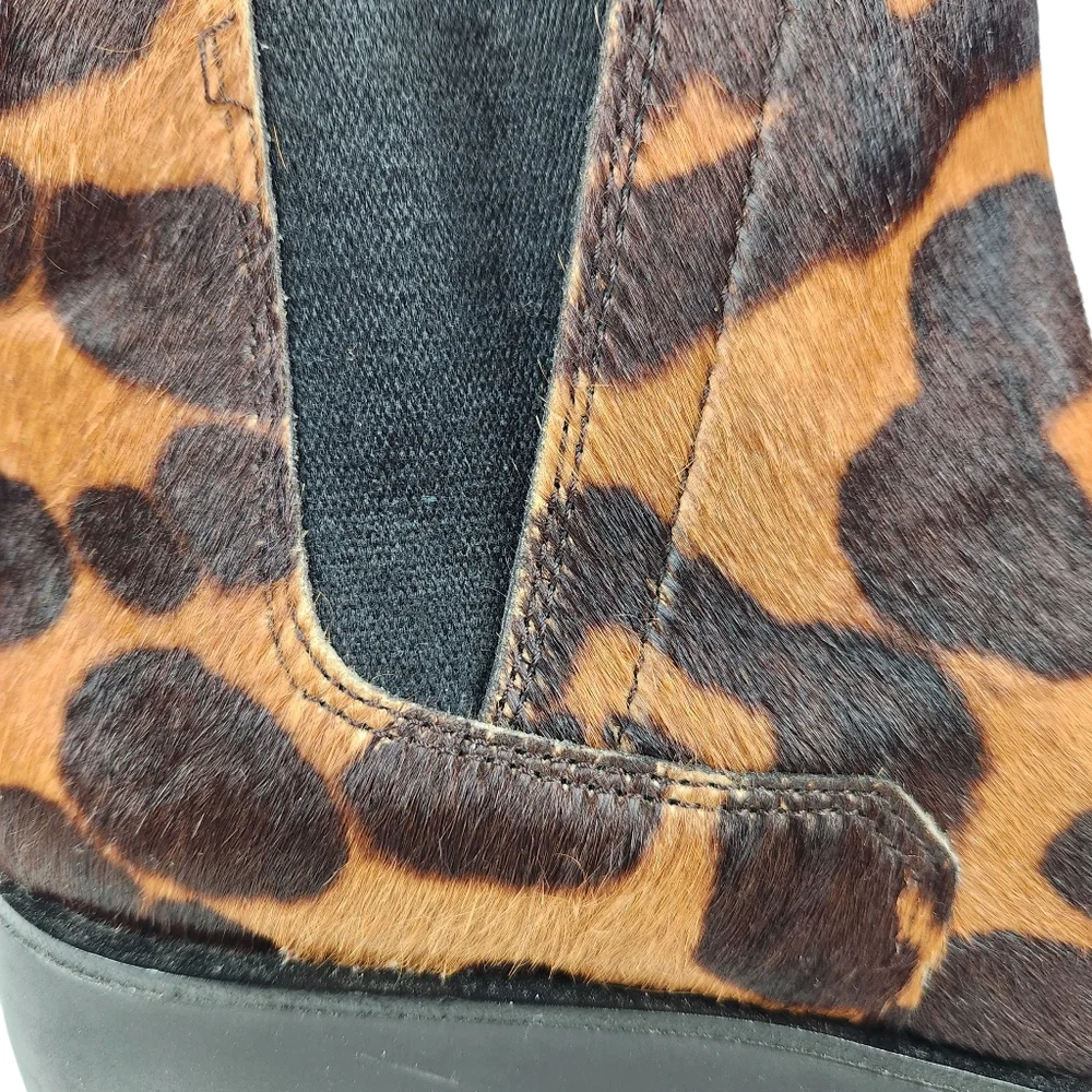 Louise et Cie Zareb Calf Hair Leather Cheetah Leopard Ankle Bootie Womens Size 7